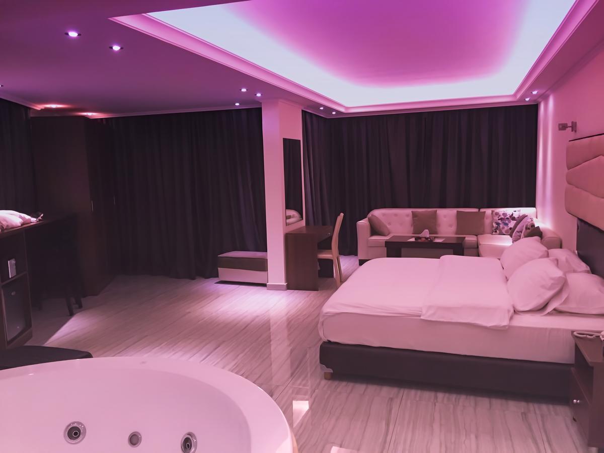 Aphrodite Hotel Ţabarjā Bagian luar foto